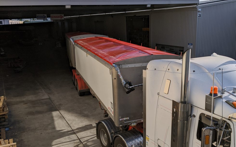 ROLLOVER TARP SYSTEM Retractable Tarps